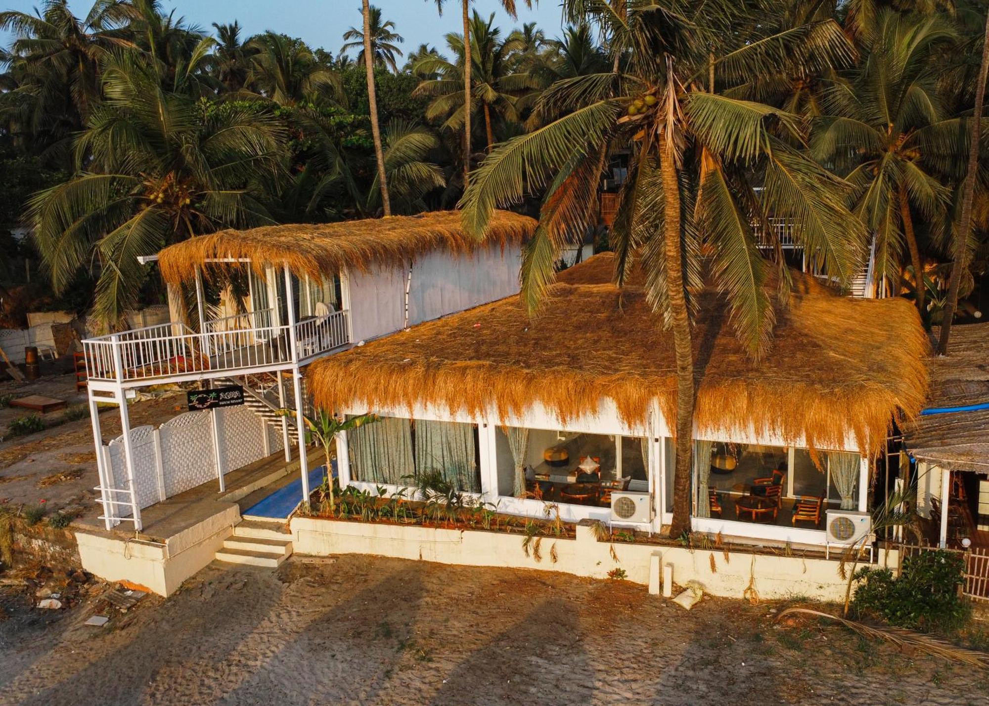 Aqua Beach Stays Ashwem Mandrem Exterior foto